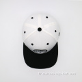 Casquette de snapback blanc extérieur